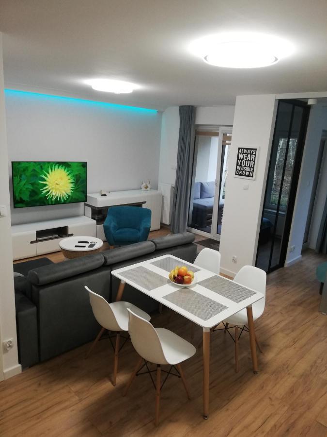 Good To Sea You Polanki Kolobrzeg, Apartament Z Garazem Bagian luar foto