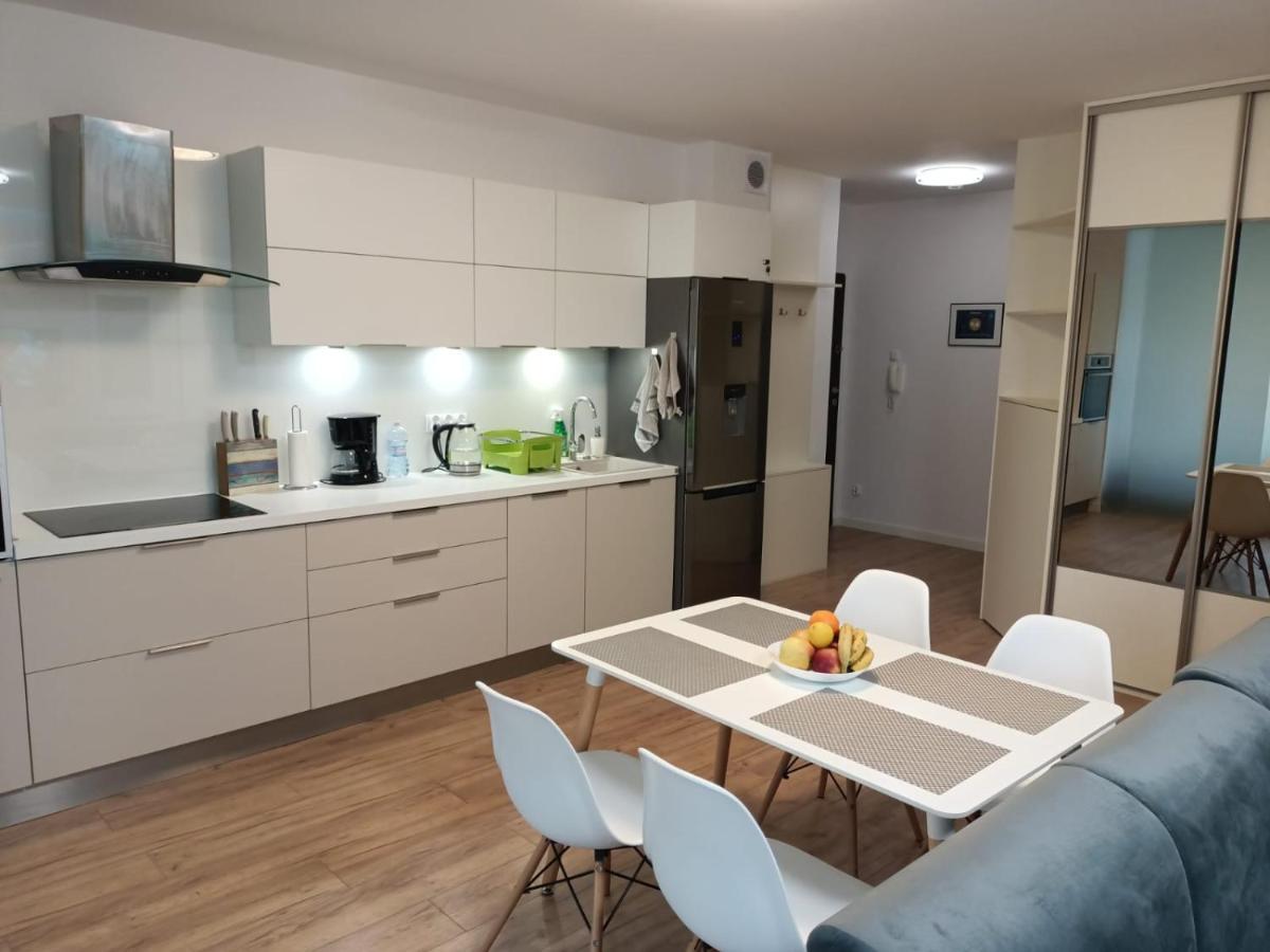 Good To Sea You Polanki Kolobrzeg, Apartament Z Garazem Bagian luar foto